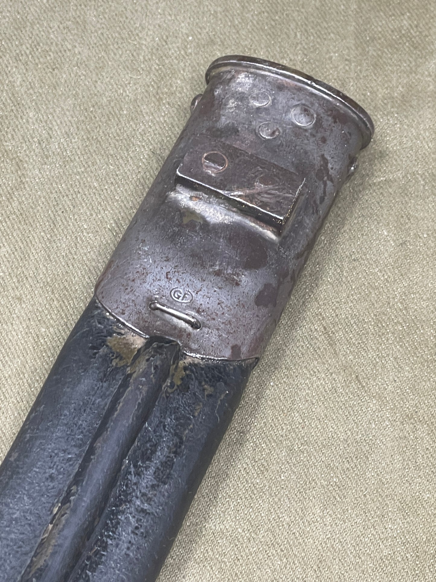 Original U.S. Army P14 M1913 Sword Bayonet – Remington July  1917 – Excellent Condition with Webbing Frog (Copy)