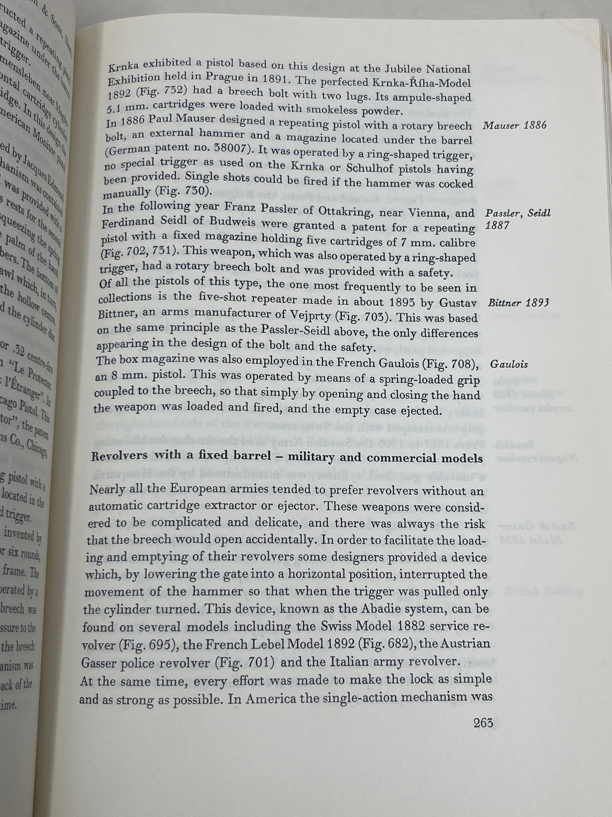 Firearms past and present. A complete review of firearm systems and their histories. Vol. 1: Hardcover – 1 Jan. 1973