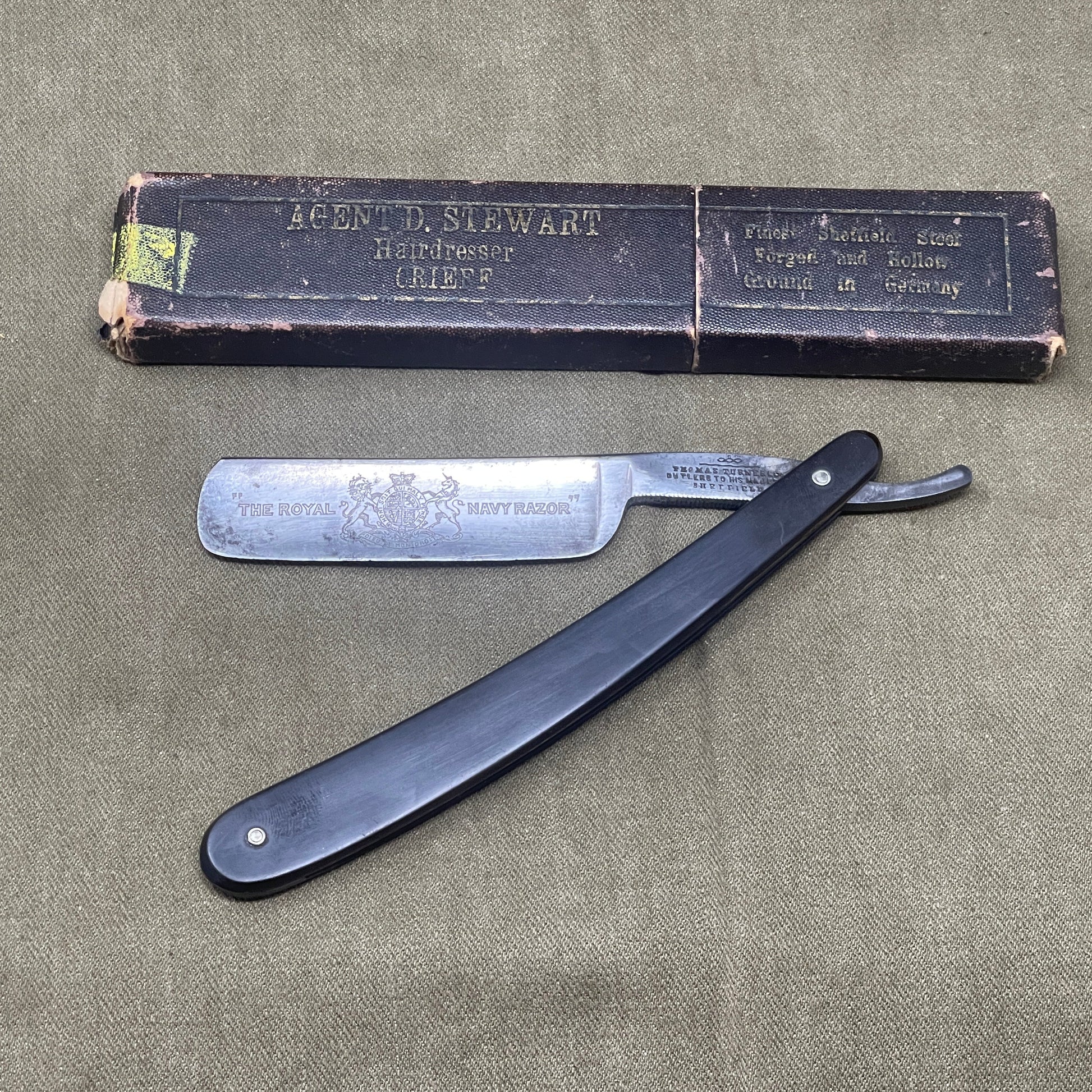 Military Vintage  "The Royal Navy Razor" by  Thomas Turner Cuttlers To His Majesty Sheffield 