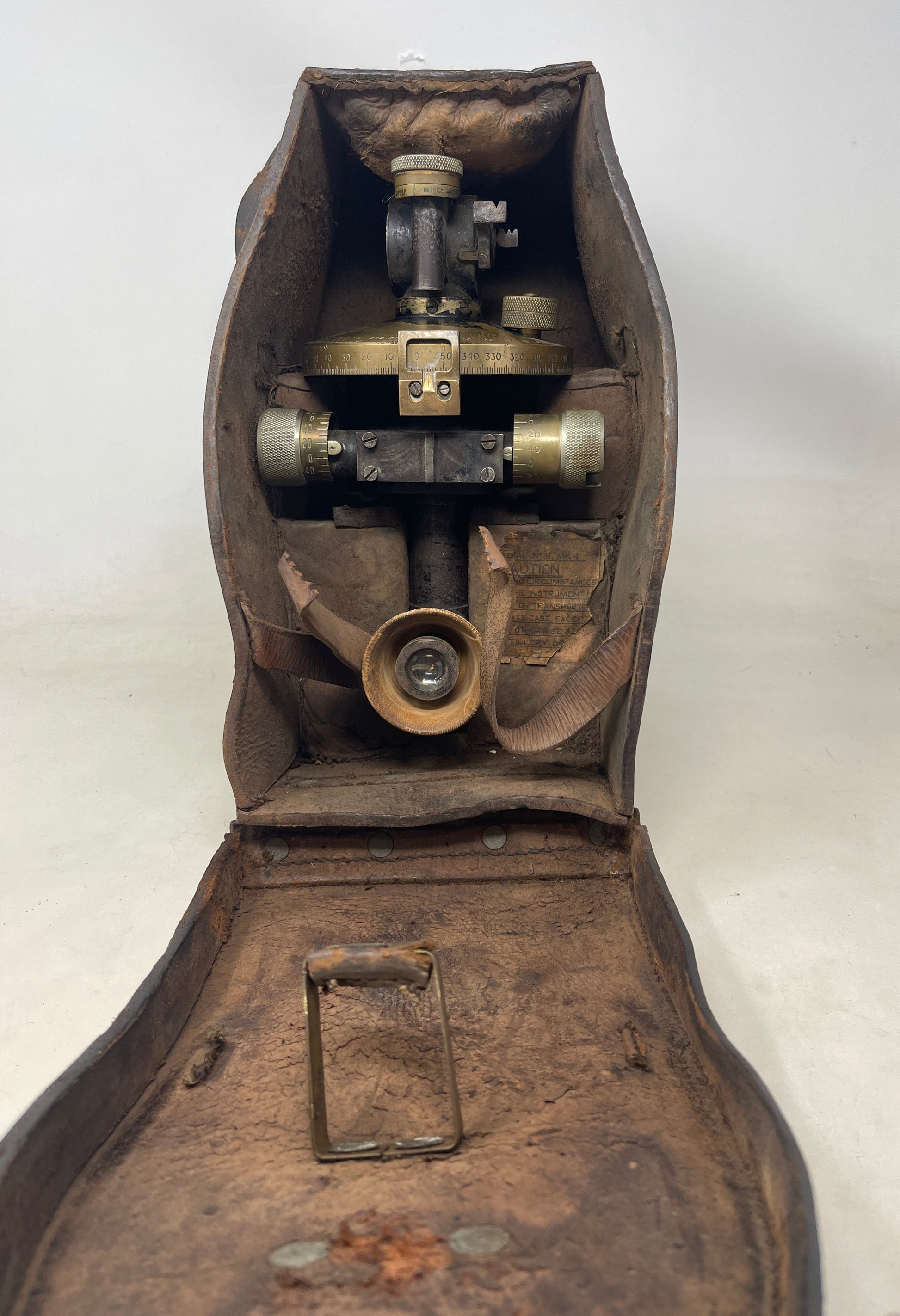 Artillery Gun Sight No7 MkII by Ross, Dated 1918 and Original Leather Carrying Case