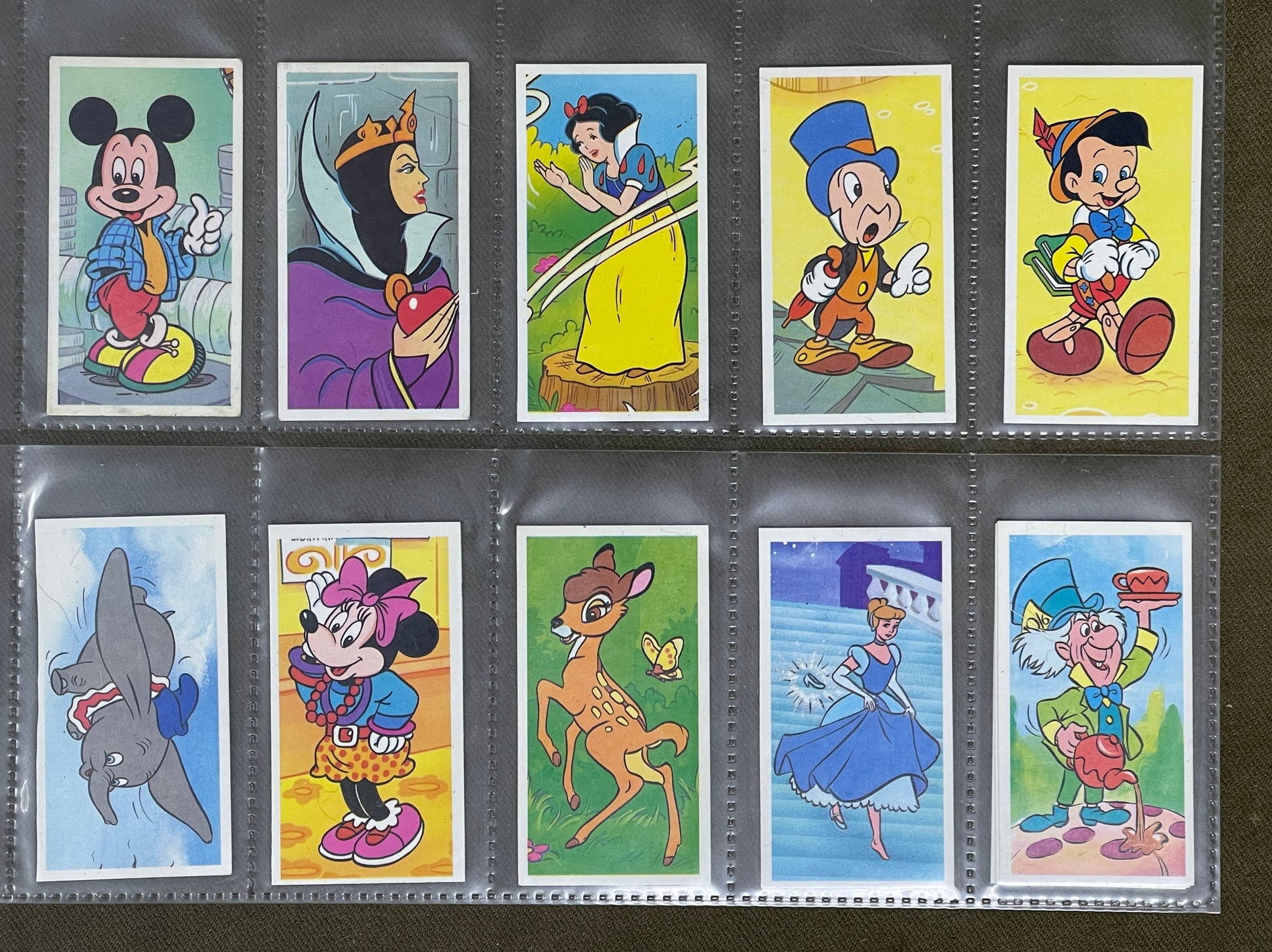 Brooke Bond The Magical World of Disney, Collectable Cards  1989