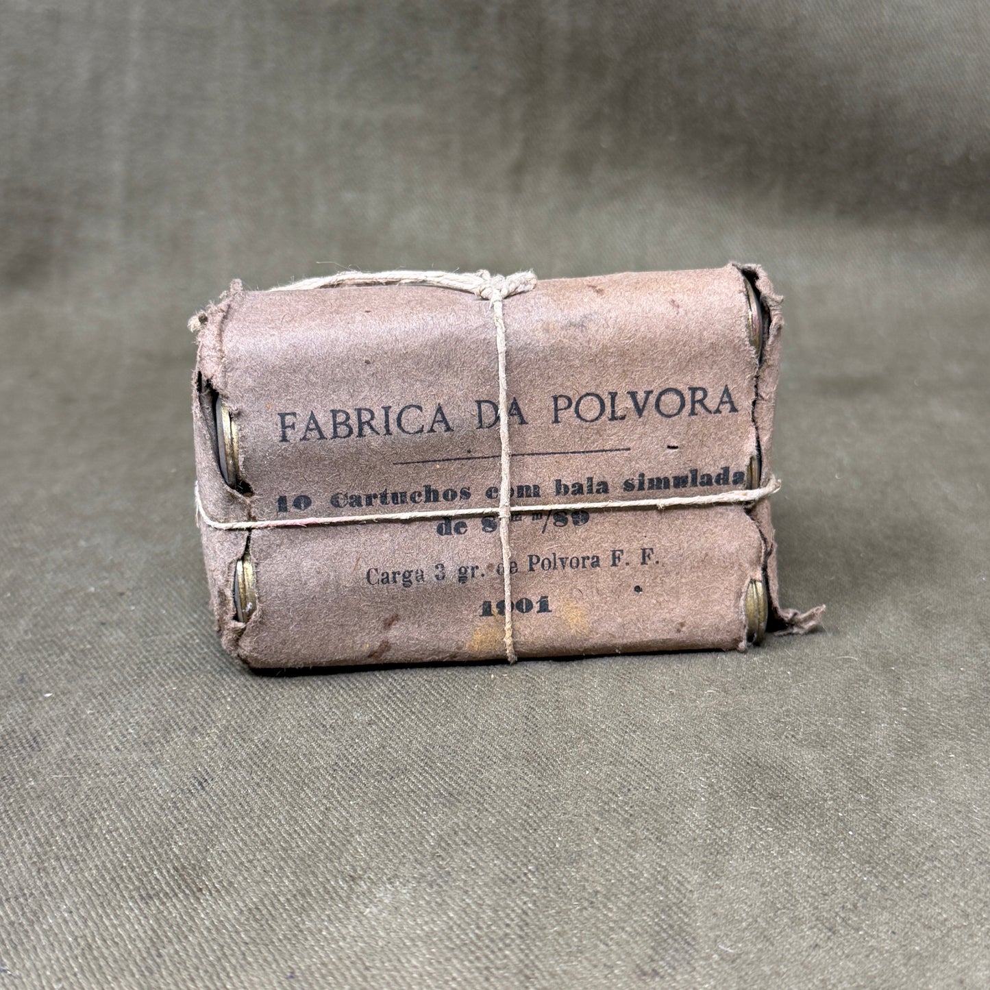 Rare 1901 Portuguese 8mm M/89 Kropatschek Wooden Bullet Ammunition Packet – INERT