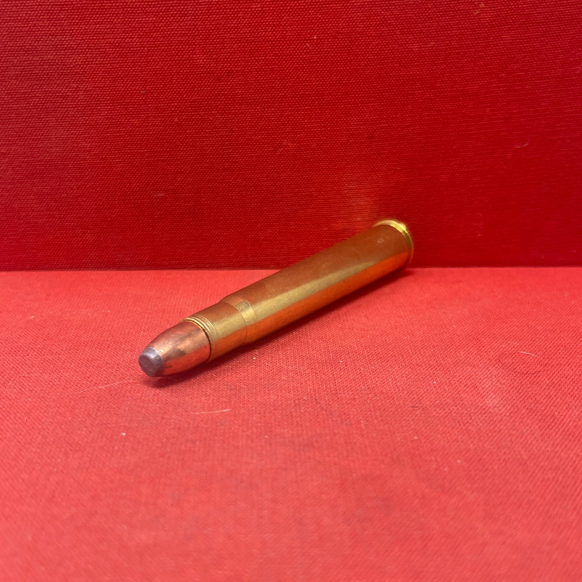 1 x INERT Kynoch .375 Magnum Flanged Cartridge