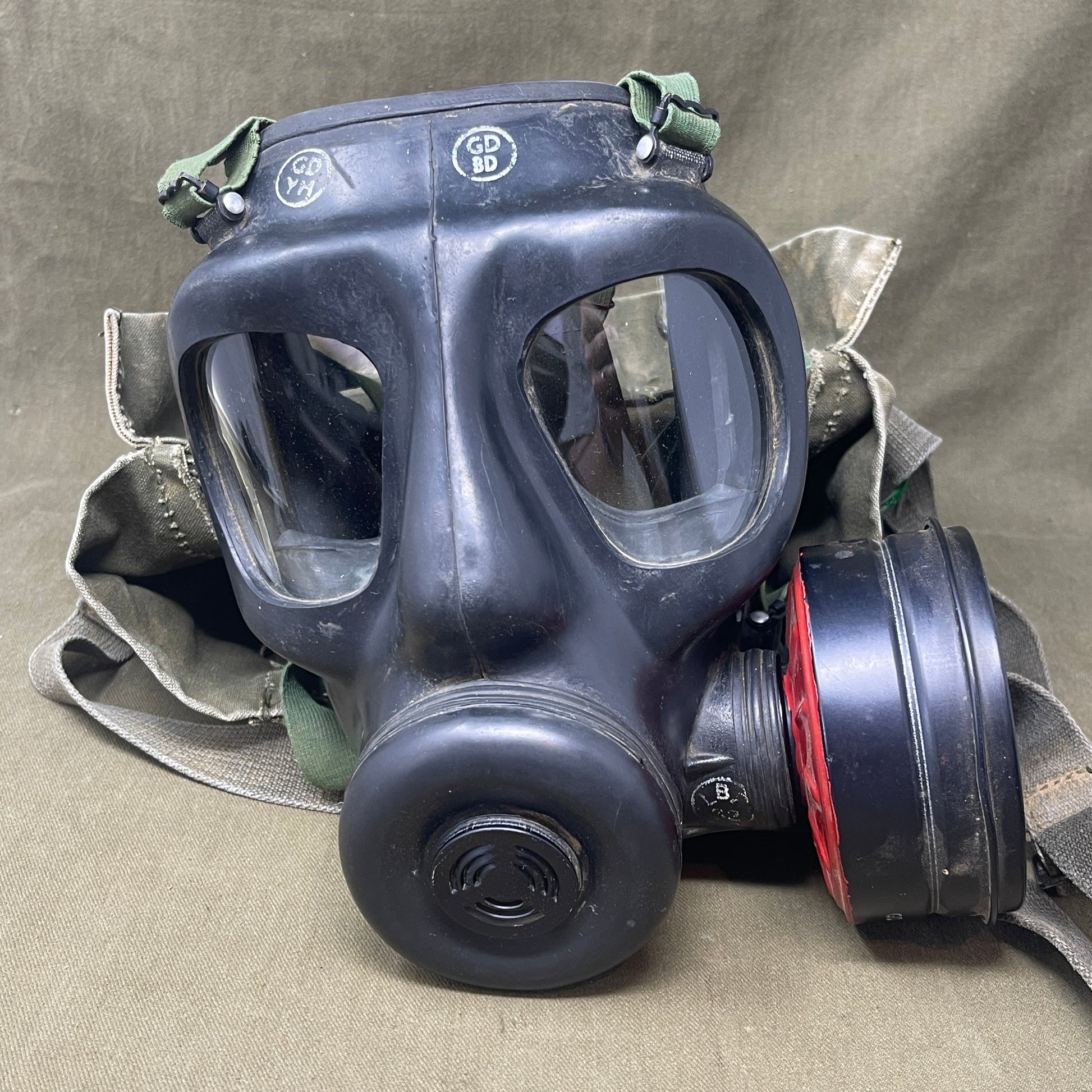 British Military S6 Respirator & Haversack