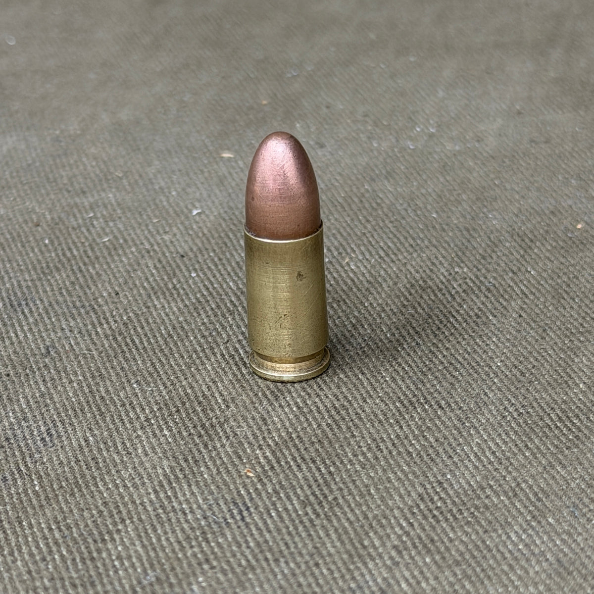 Original WW1 German 9mm Parabellum Cartridge – GA 10 D 1917 – Inert