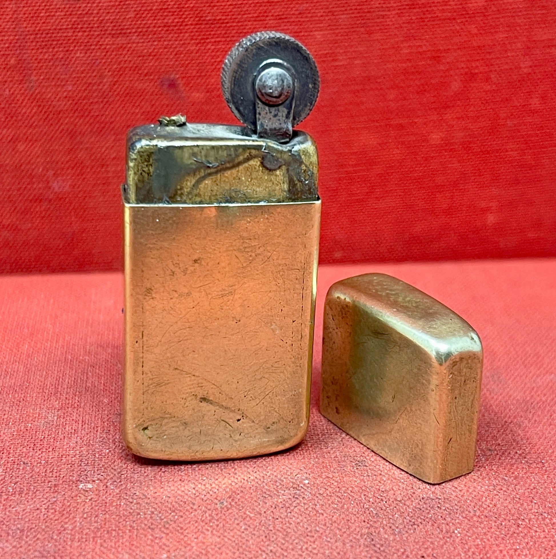 WW2 British Brass Pocket Petrol Lighter by SEIGNEUR circa 1943