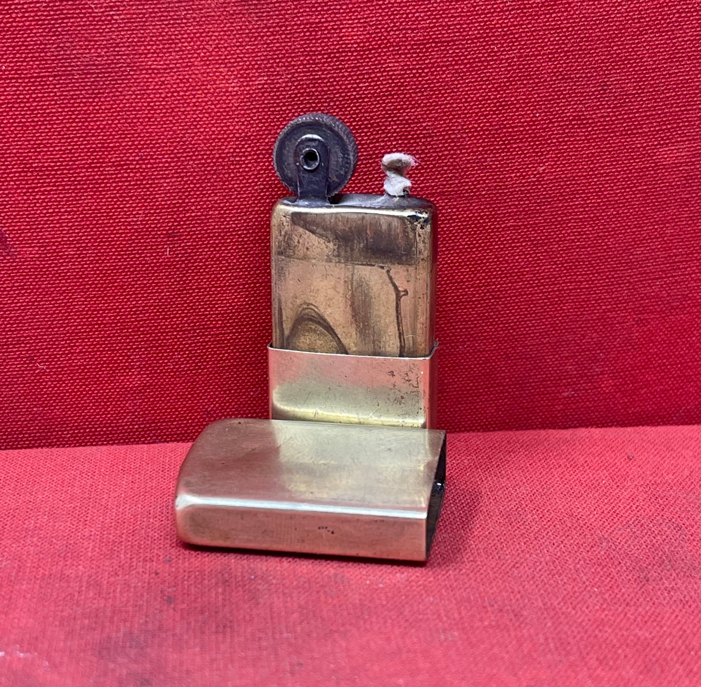 WW2 British Brass Pocket Petrol Lighter by SEIGNEUR circa 1943