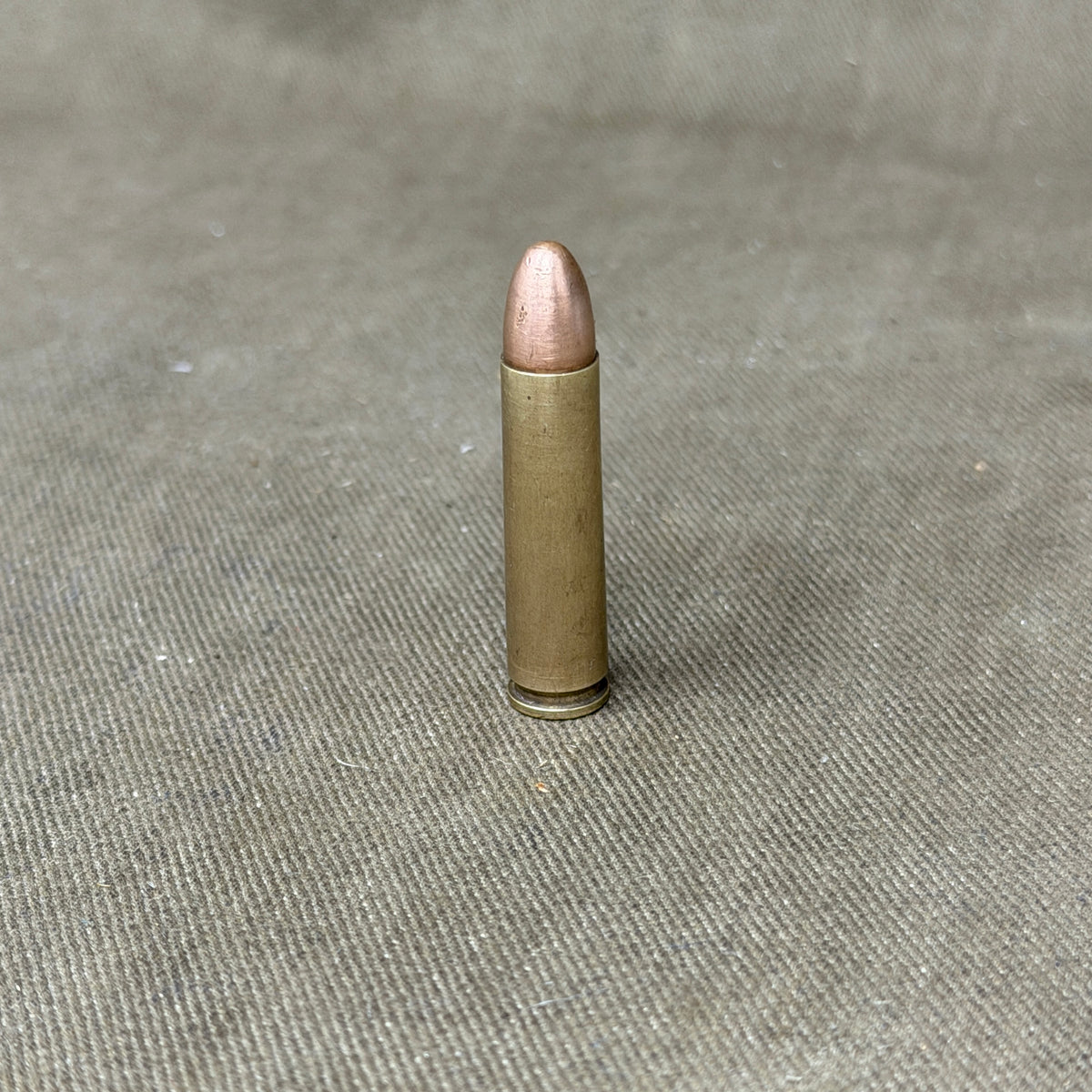Original WW2 US .30 Carbine Cartridge – EC 43 – Evansville 1943 – Inert