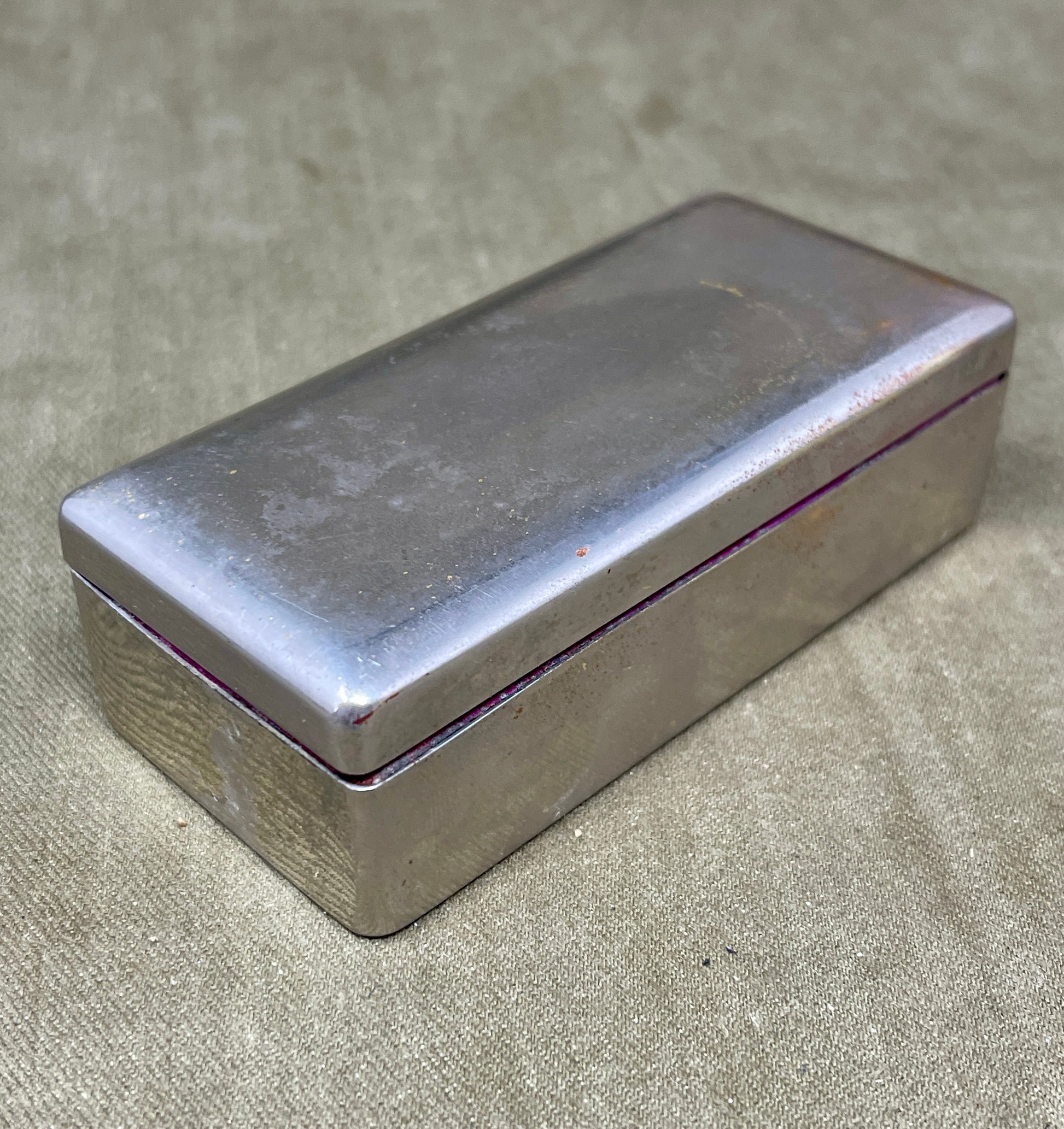 Cased Vintage Valet Auto-Strop Razor – Excellent Condition Shaving Collectible