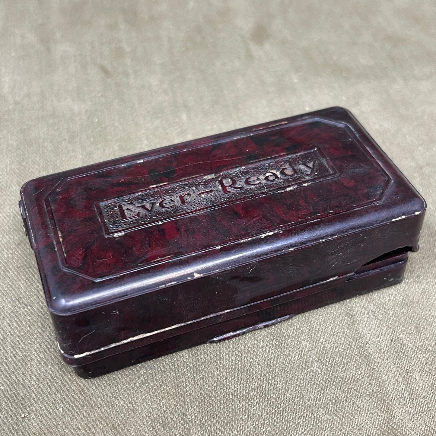 Cased Ever Ready 1912 Patent Safety Razor – Made in England, Excellent Working Order
