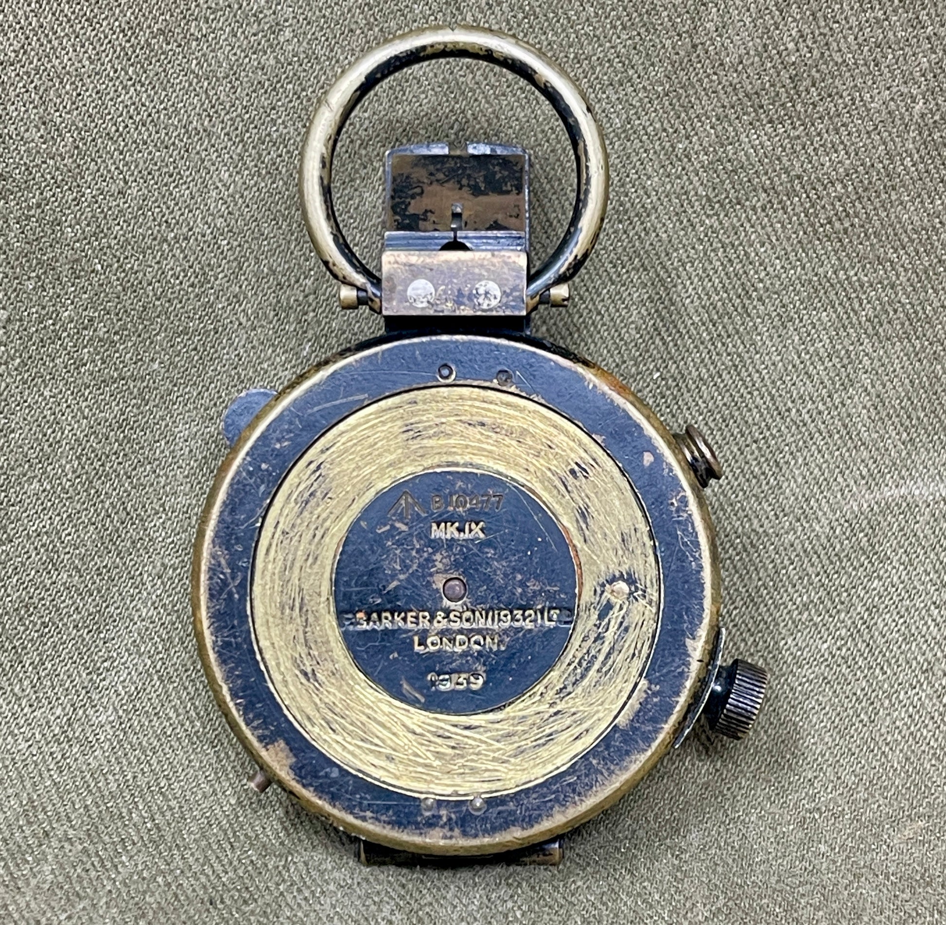WW2 1939 Dated British Barker & Sons MK IX Brass Compass