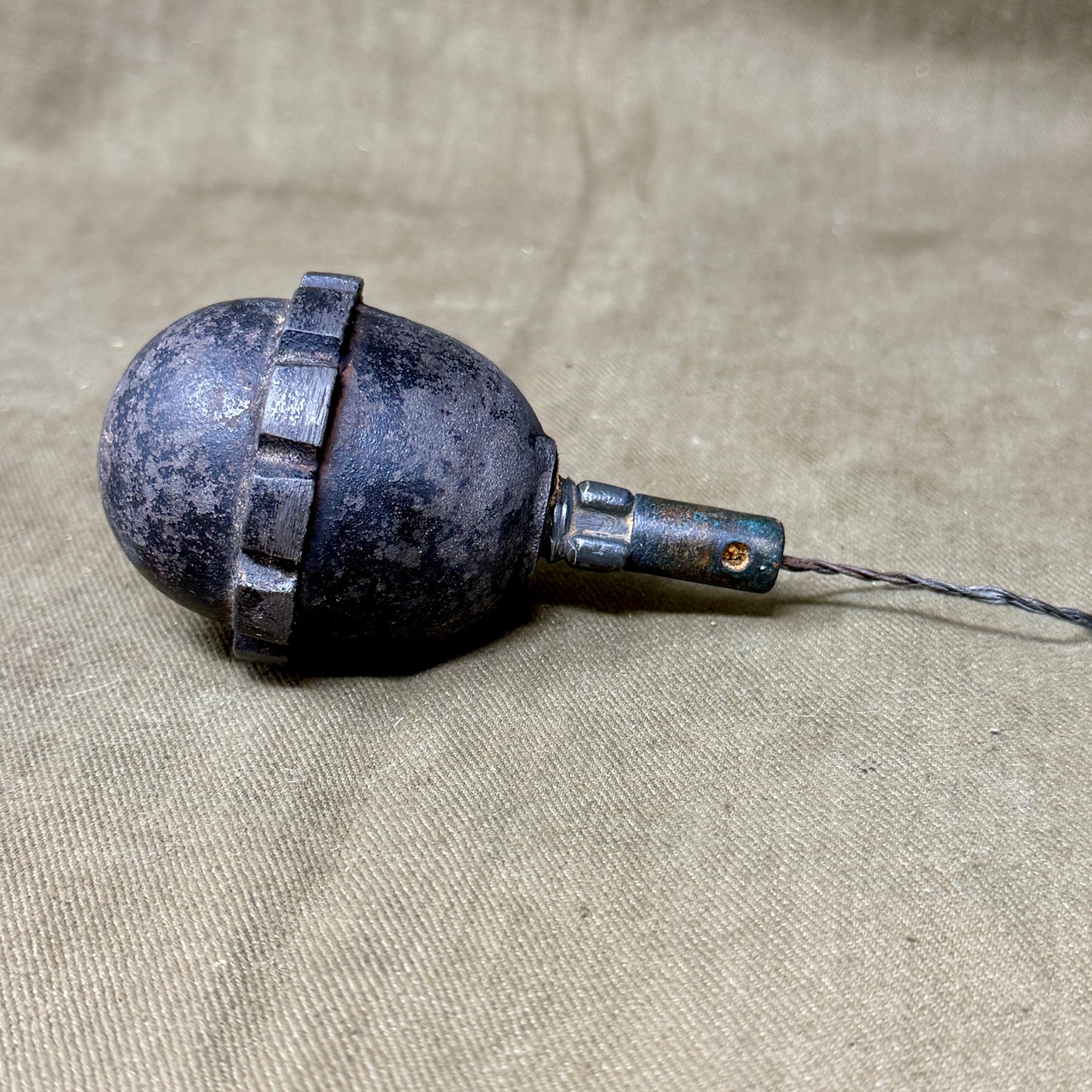 Original WWII German M39 Eihandgranate Egg Grenade – Inert
