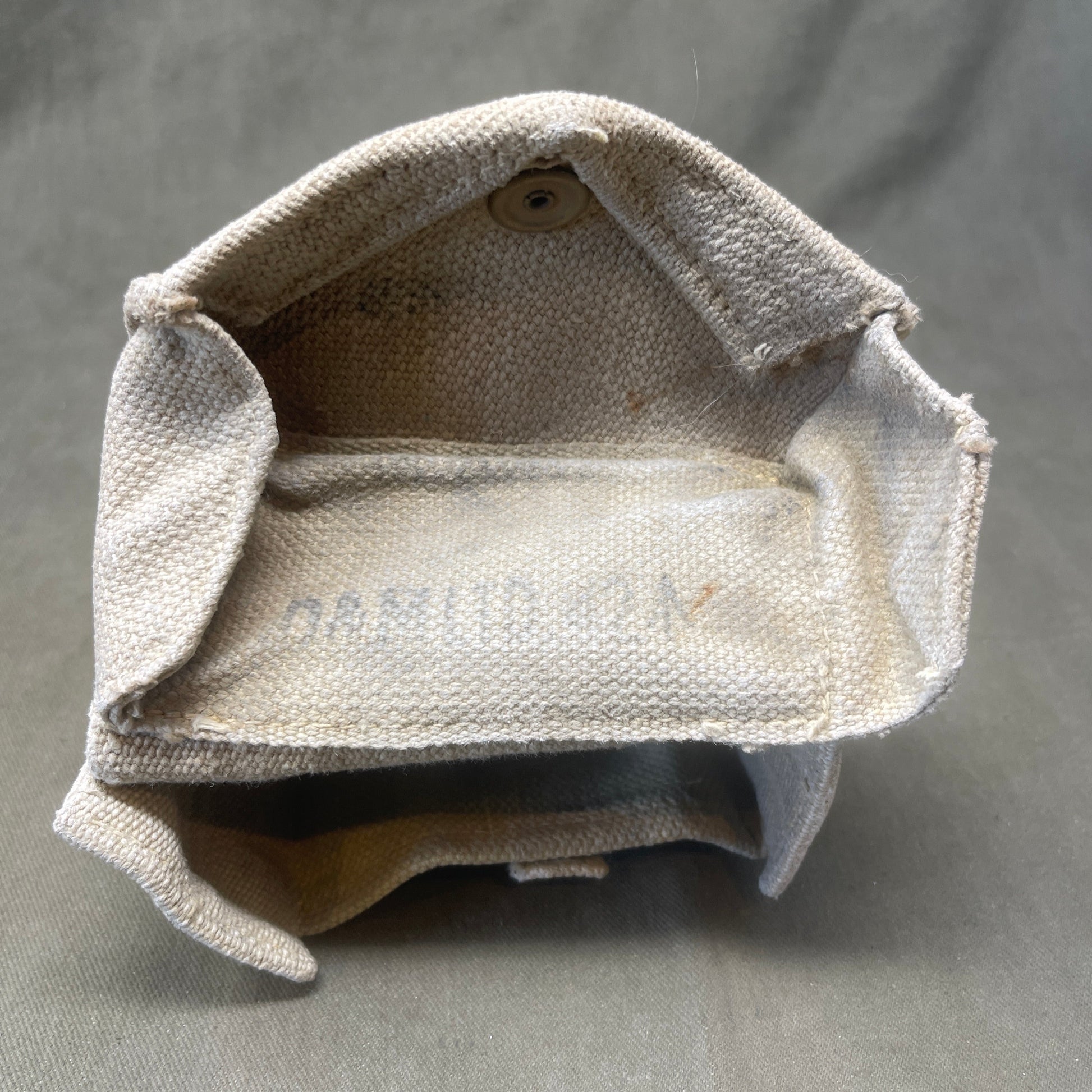 1942 Dated British 1937 Pattern Ammunition Pouch