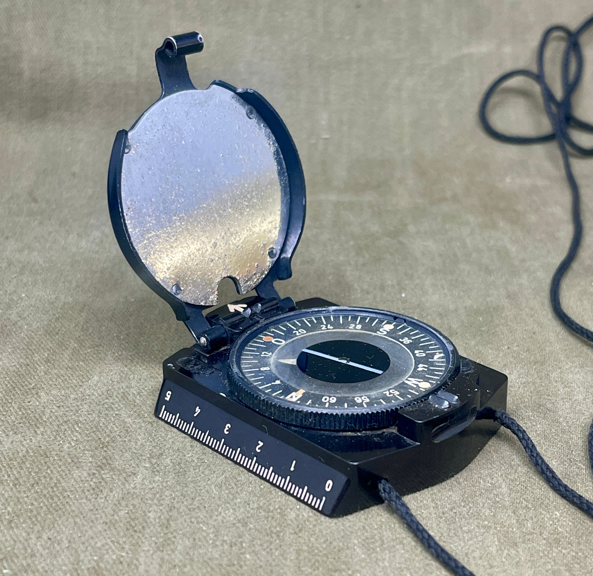 WW2 German Wehrmacht Bakelite Marching Compass – Marked CLK