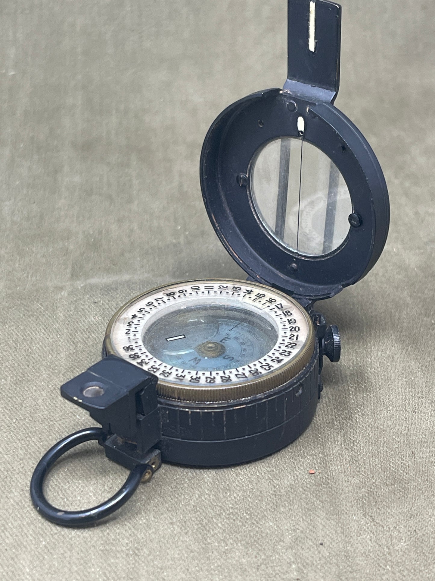 WWII British Prismatic Compass Dated 1943 T.G. CO London