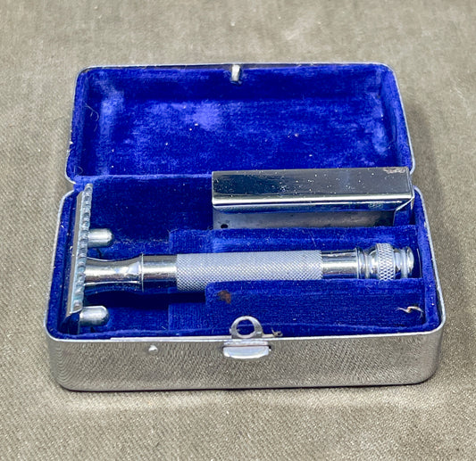 Made in England Gillette 1930's Razor. In Original Box