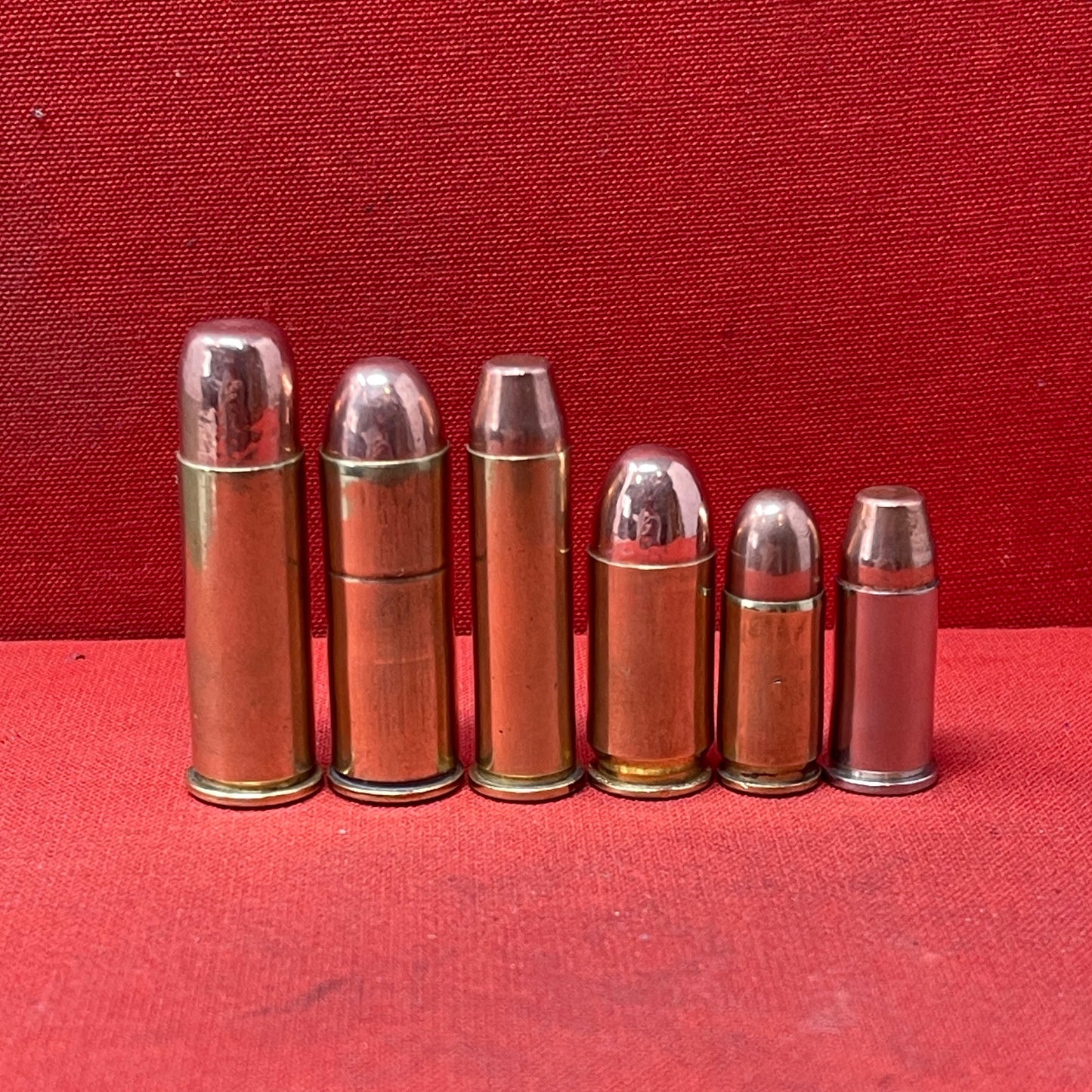 6 x INERT Pistol Calibres, .44 Magnum, 45 Long Colt, .357 Magnum, .45 ACP, 9mm, .38 Spl