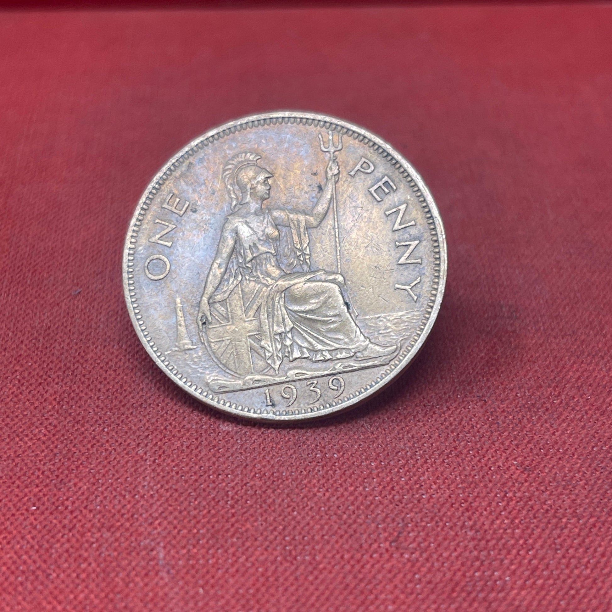 Explore the historical significance of the King George VI One Penny coin, minted from 1937 to 1952. Ideal for collectors and history enthusiasts seeking an authentic piece of British numismatic heritage.