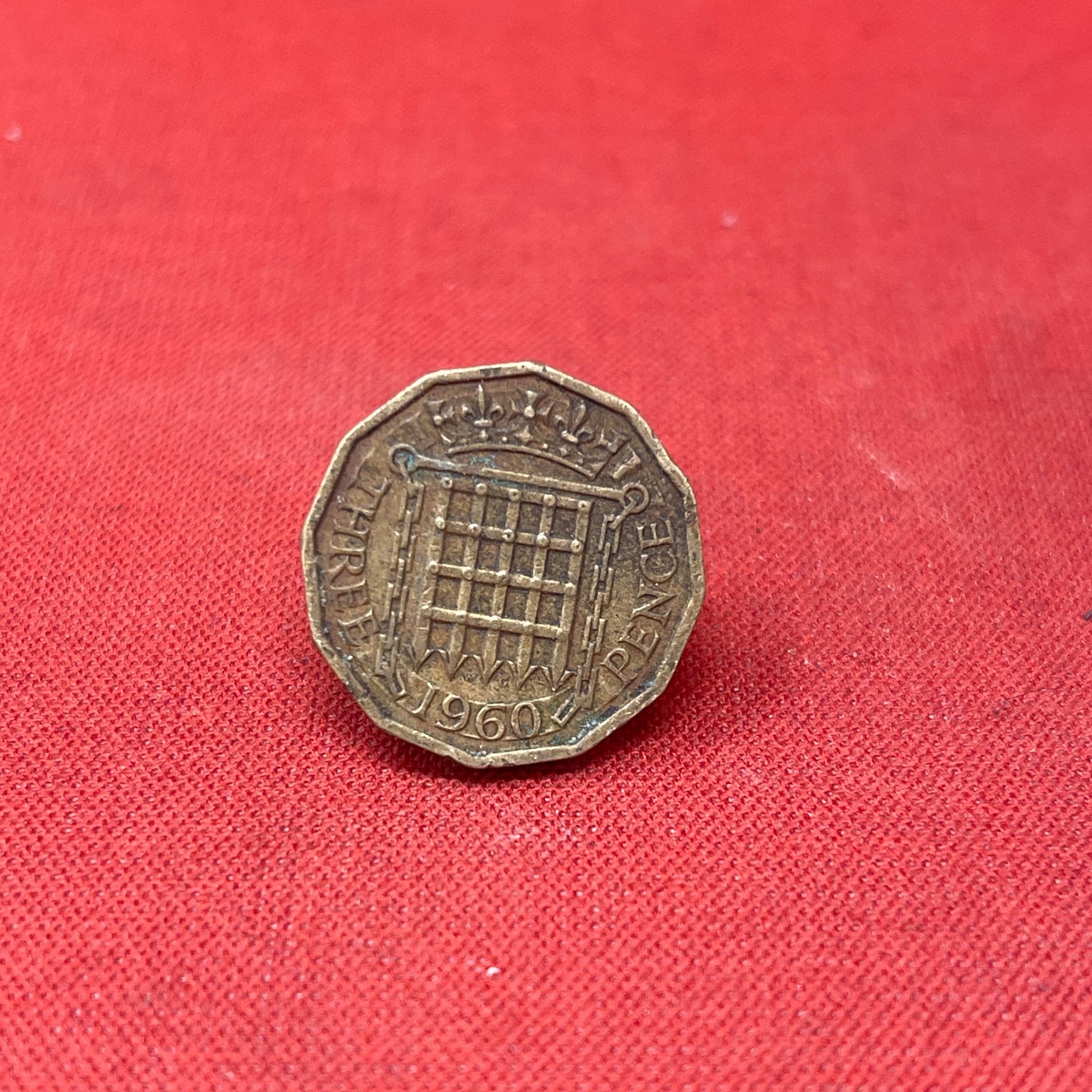 Queen Elizabeth II 1960 Threepence Coin