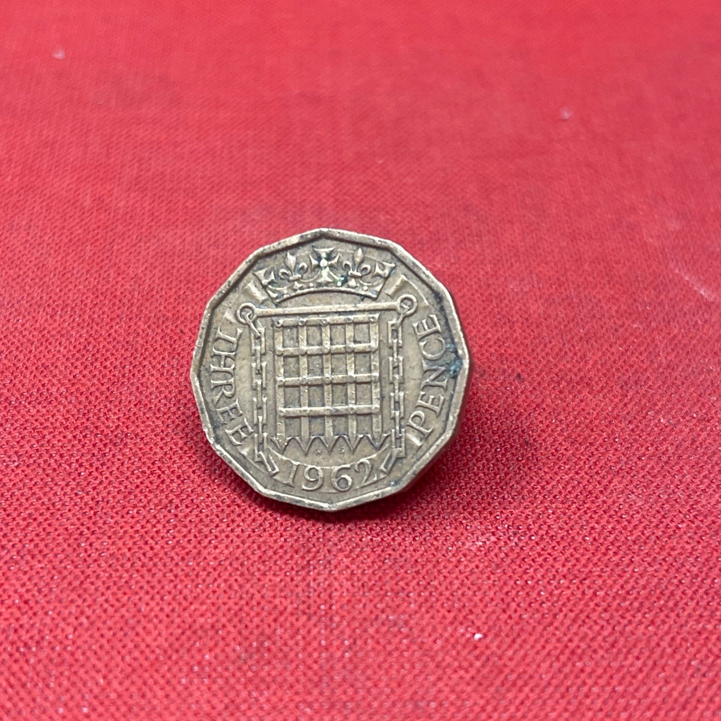 Queen Elizabeth II 1964 Threepence Coin