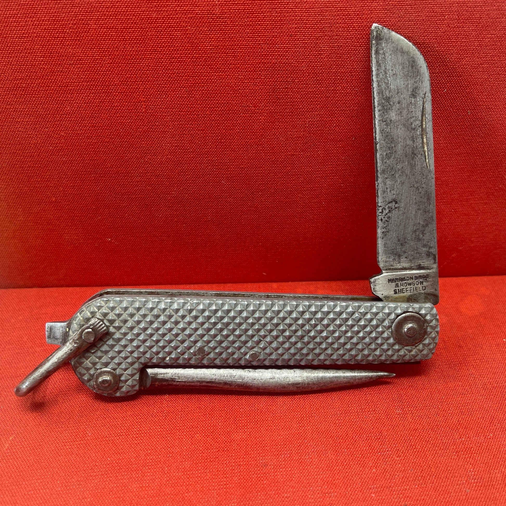 Royal Navy clasp knife, Admiralty Pattern 301