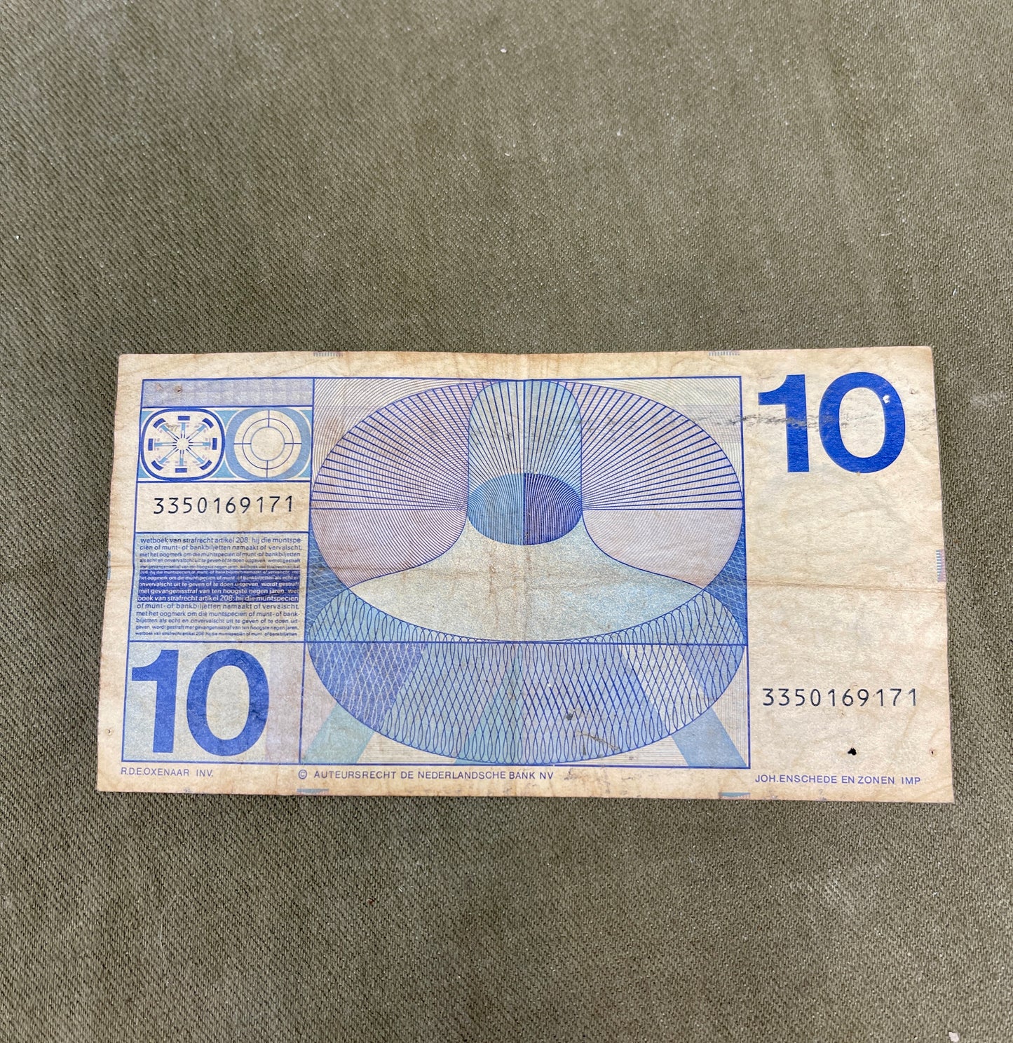 Vintage Dutch Guilder Banknotes – 5, 10 & 25 Gulden (1960s–1970s)