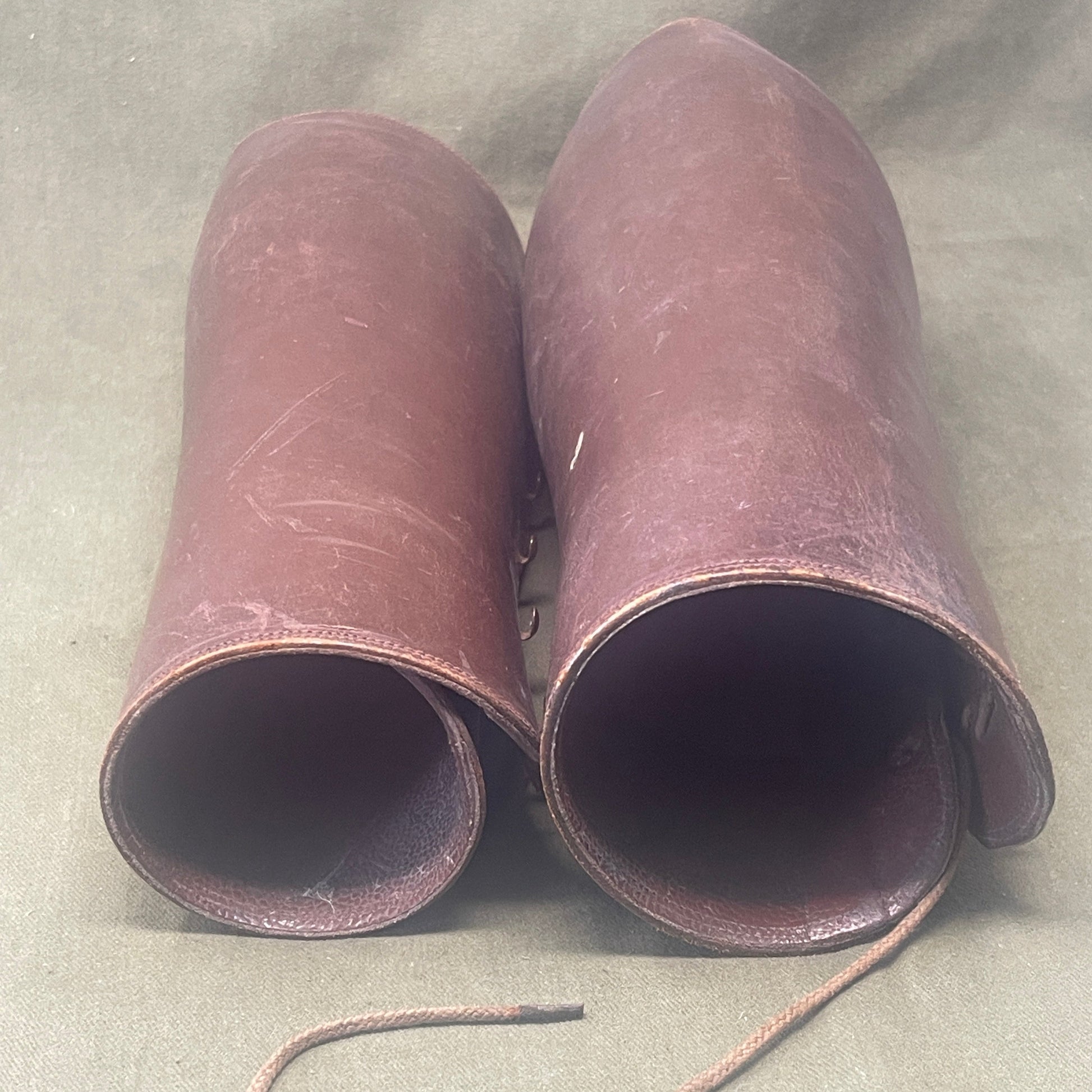 WW1 Pair Brown Leather Officers Gaiters