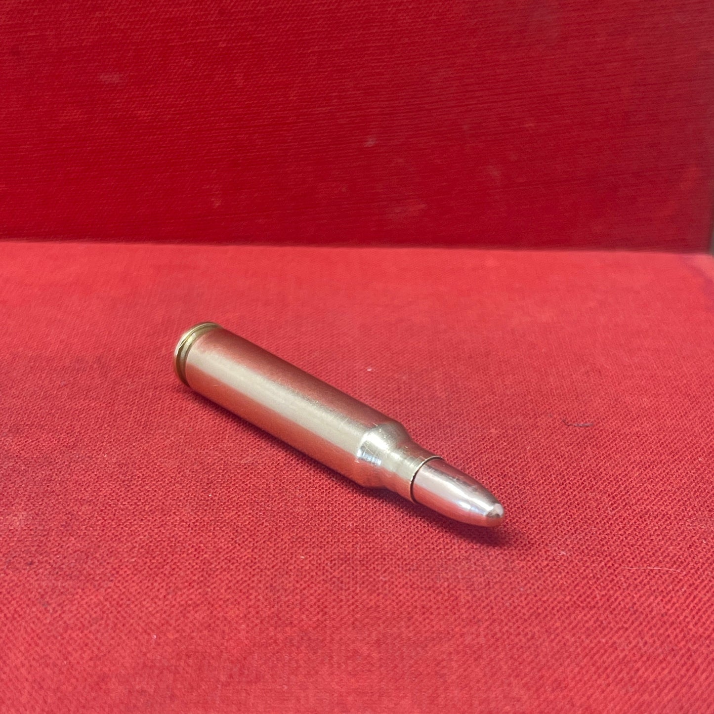 Explore the Factory GGG Rifle .223 round, fitted with a 22/.224" 36gr bullet. Known for precision and reliability, this ammunition is ideal for varmint hunting and target shooting. Discover the quality and performance that make GGG a trusted name in ammunition manufacturing