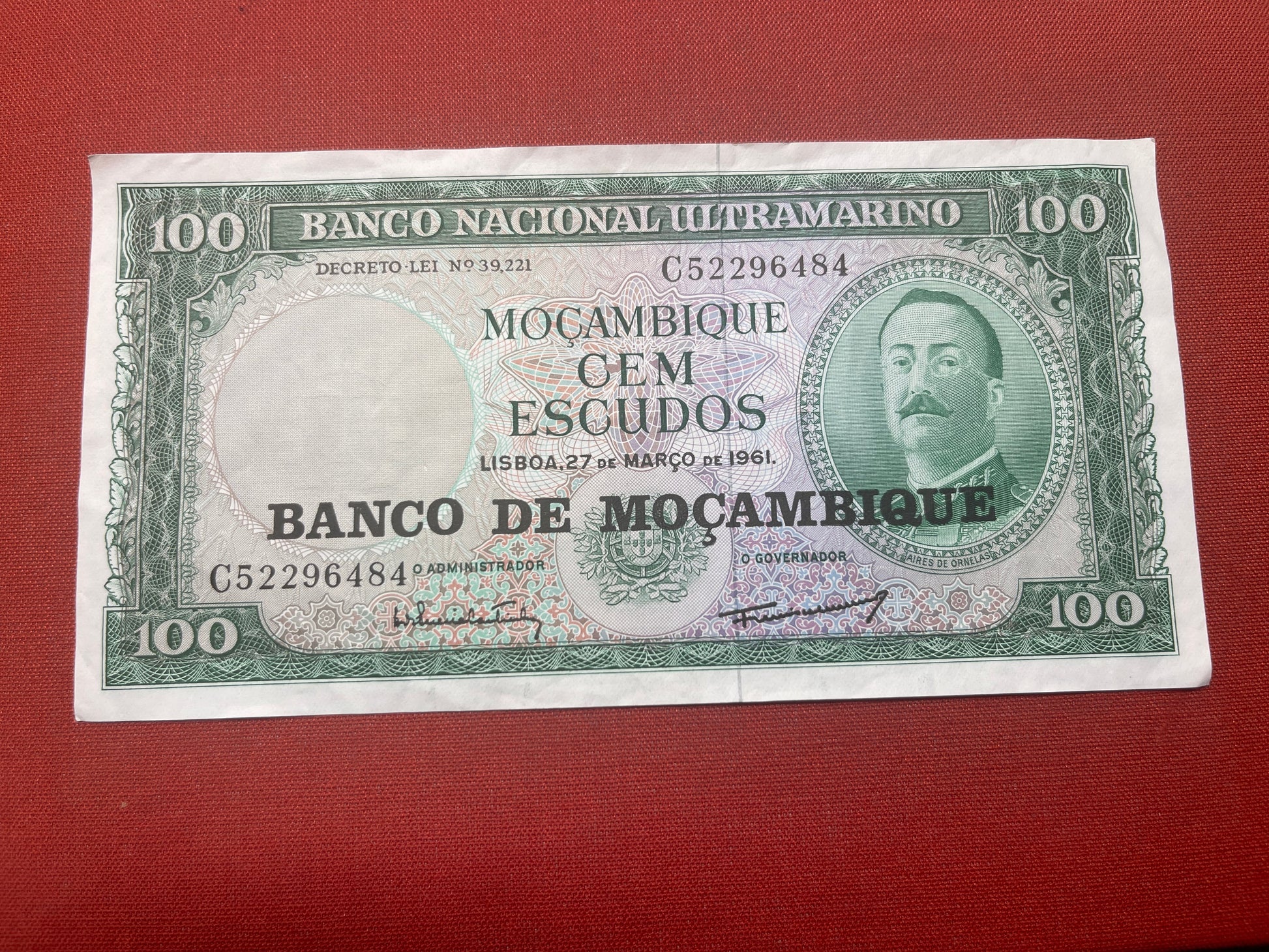 Banco Nacianal Ultramarino 100 Escudos