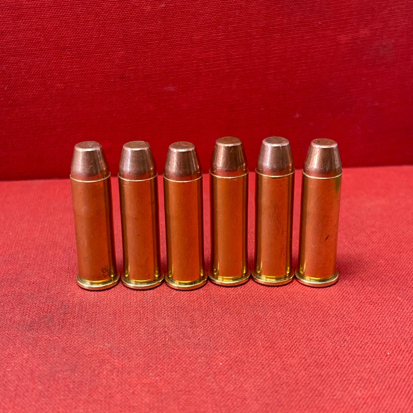 Explore the .38 Special inert brass cartridge, a non-functional replica ideal for training, display, and educational purposes. This safe-to-handle cartridge maintains the authentic look and feel of the original, reflecting the enduring legacy of the .38 Special in military, law enforcement, and civilian use