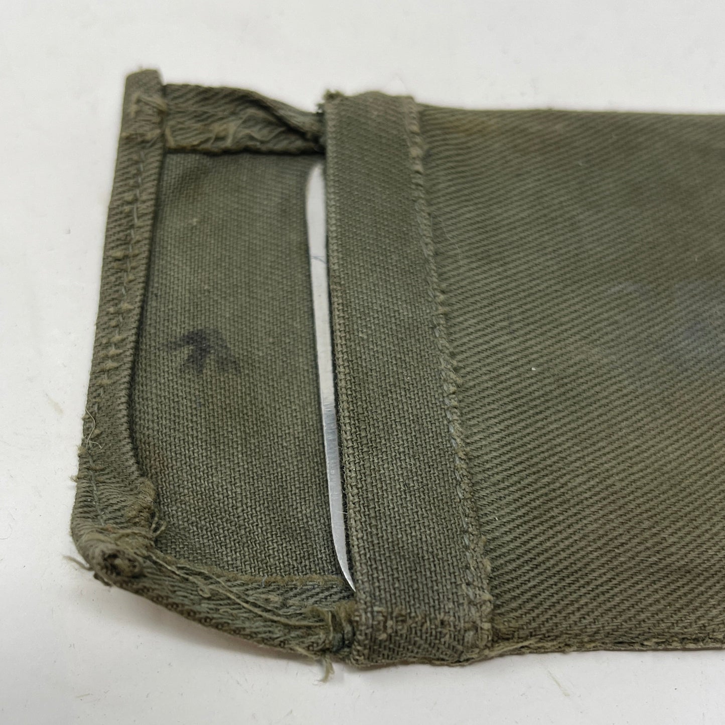 British Army Jungle 1944 Issue Mirror in Green Case