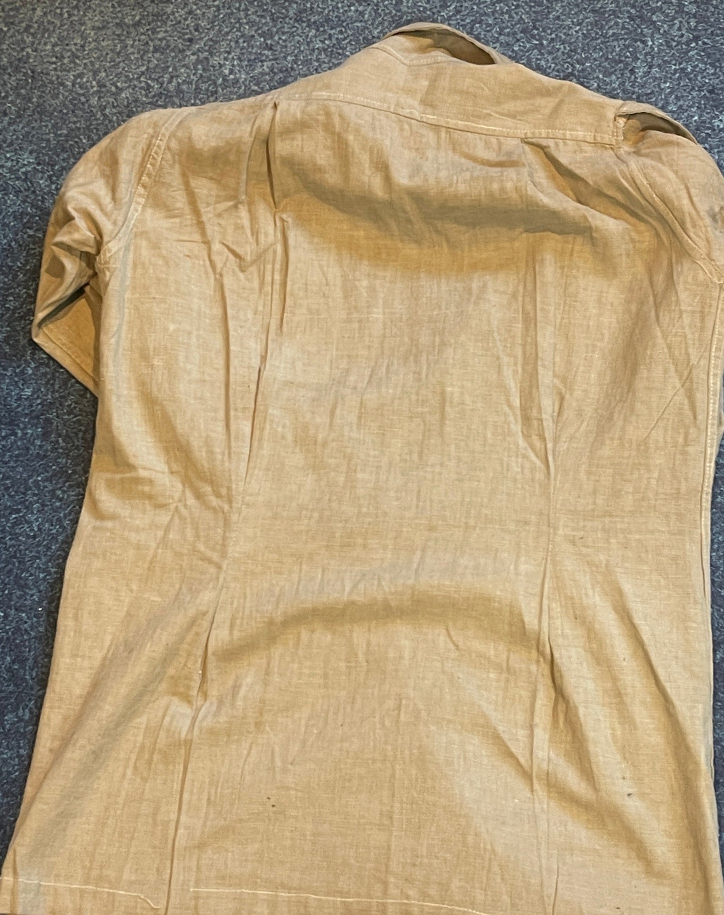 full size rear image of 1945 Dated British Army OR collared shirt - Size 8