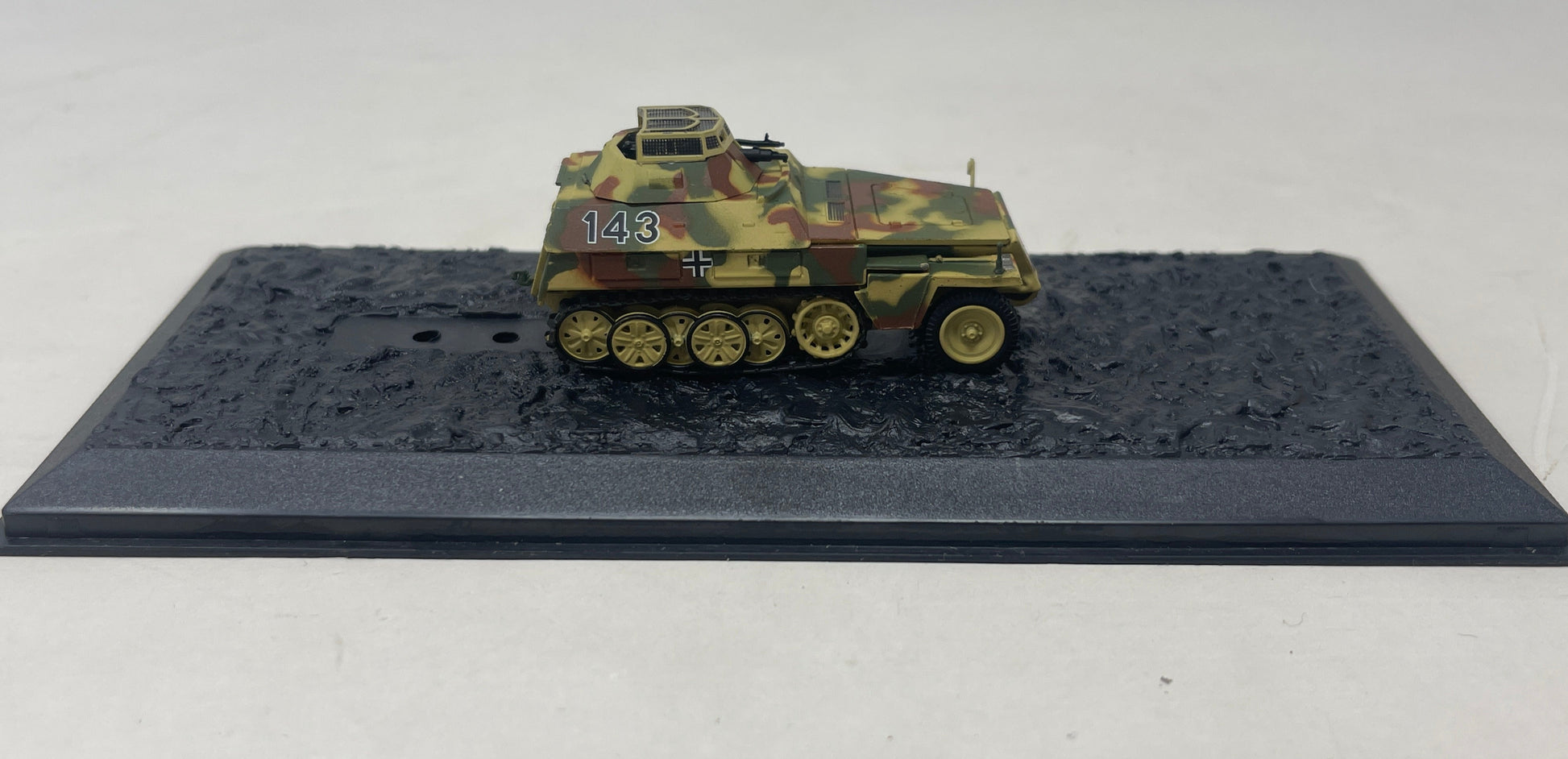 1/72 Scale Panzer Sd.Kfz. 250/9 Pz.Div.FHH Vimperk (Czechoslovakia) - 1945