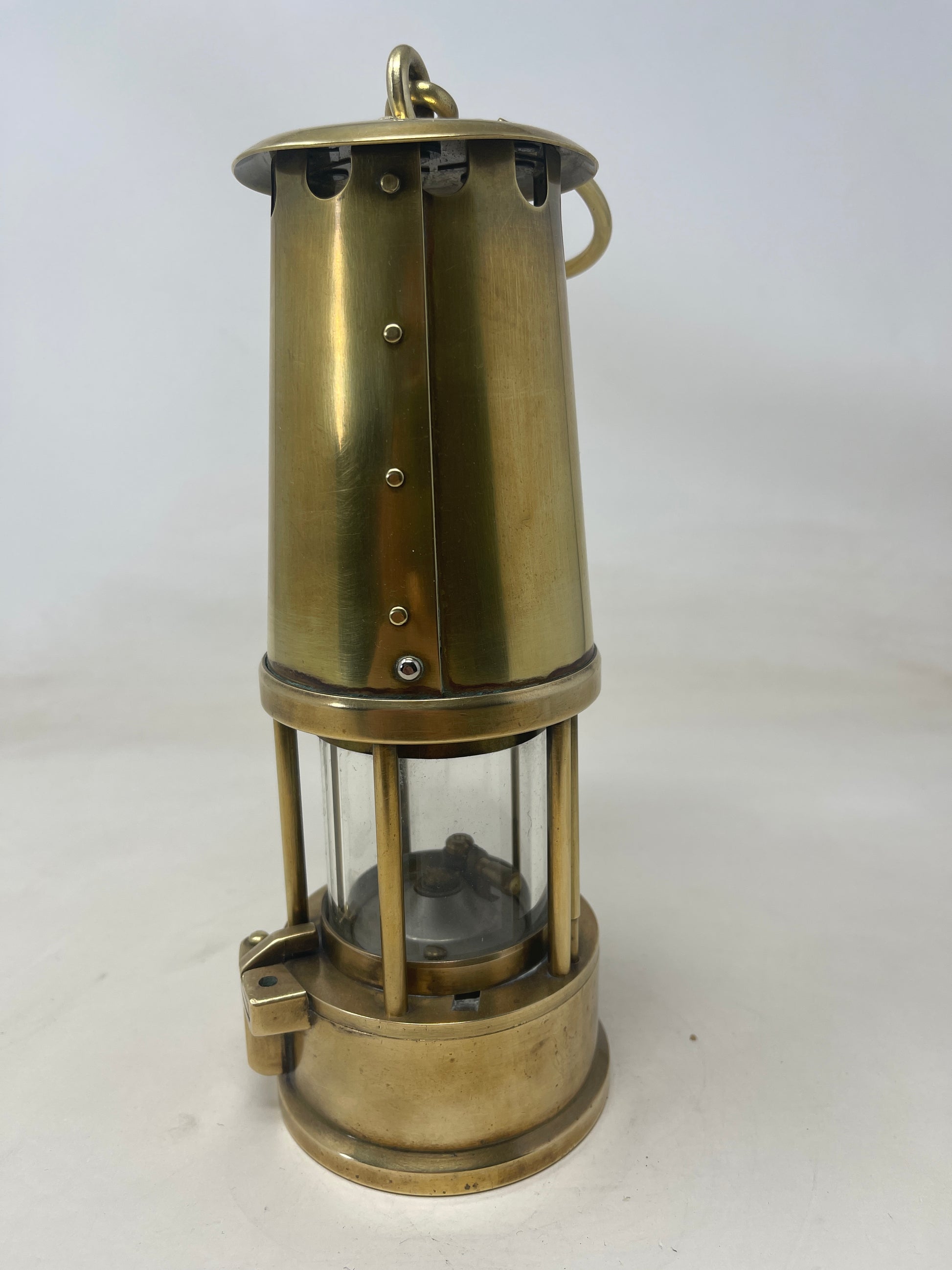 The Eccles Protector Lamp & Lighting Co Ltd Type 6 